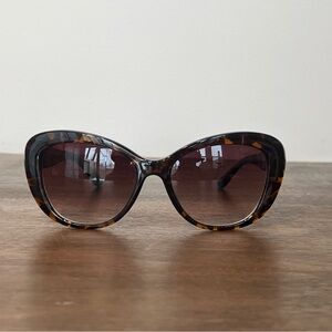 Velvet | Chrystie | Tortoise Cat Eye Style Sunglasses | 100% UV Protection